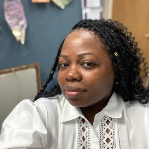 Meet your Posher, Stacy